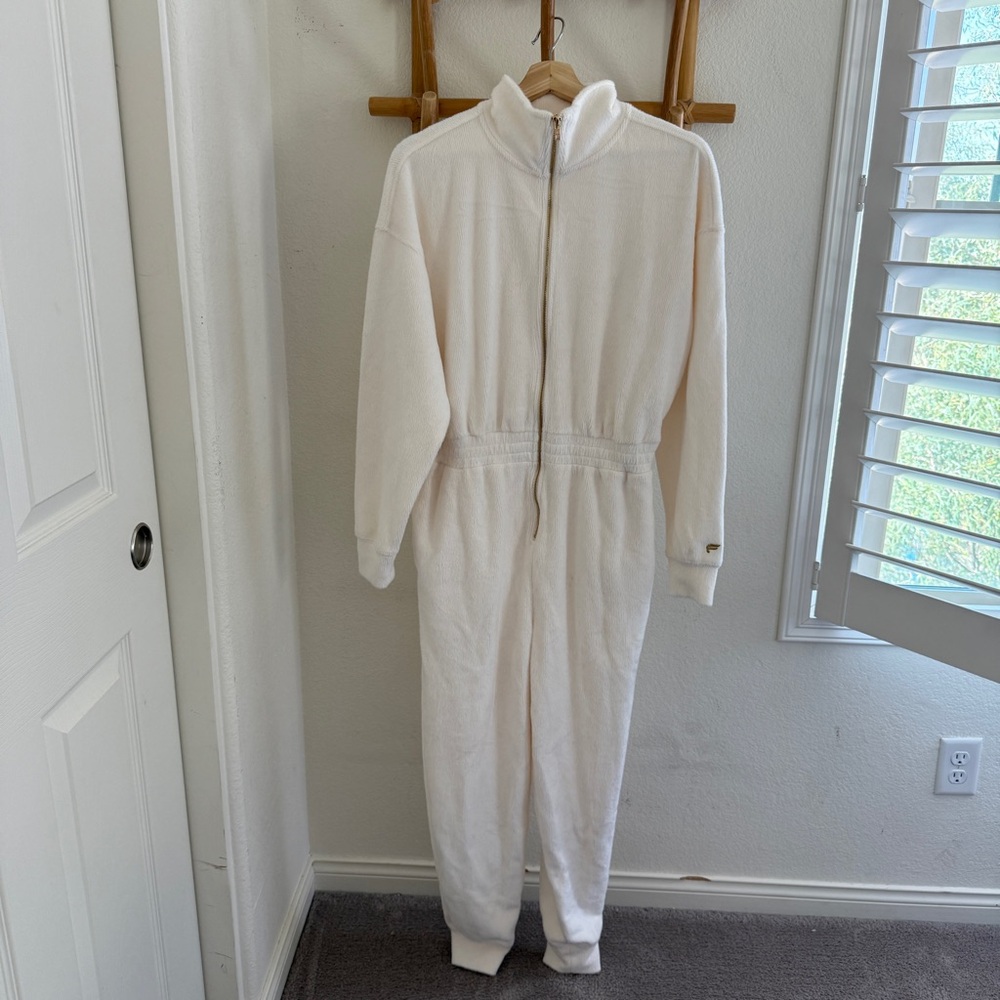 Fabletics Cozy Cord shearling Cream Zip-Up One Piece Soft Jumpsuit size L - Picture 3 of 8